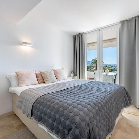 2 Bedroom With Sea And Mountain Views, Pool Marbella Exteriör bild