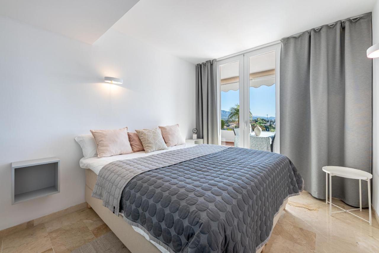 2 Bedroom With Sea And Mountain Views, Pool Marbella Exteriör bild